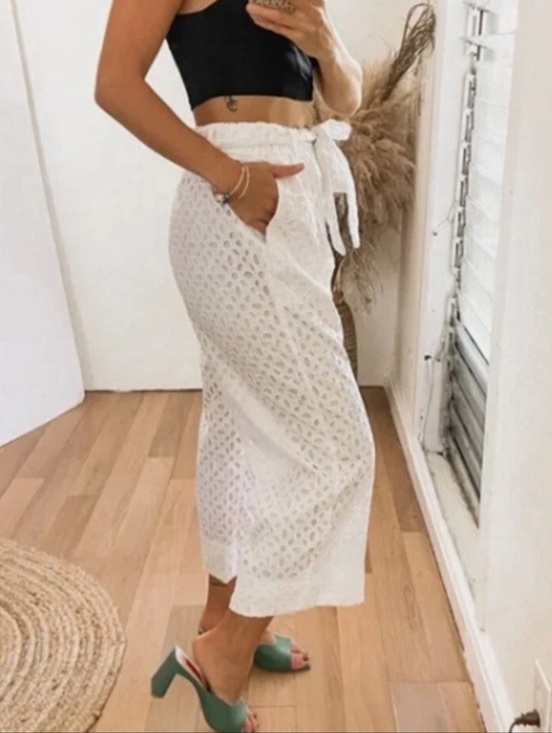 J. Crew Pants - J. Crew Eyelet Cropped Pants
